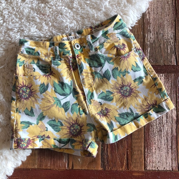 Bullhead Pants - 🌵Bullhead | Daisy Printed Mom Shorts